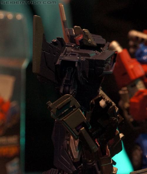 Toy Fair 2012: Transformers Fall of Cybertron - Transformers Event: DSC05151