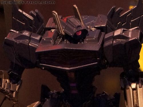 Toy Fair 2012: Transformers Fall of Cybertron - Transformers Event: DSC05165a
