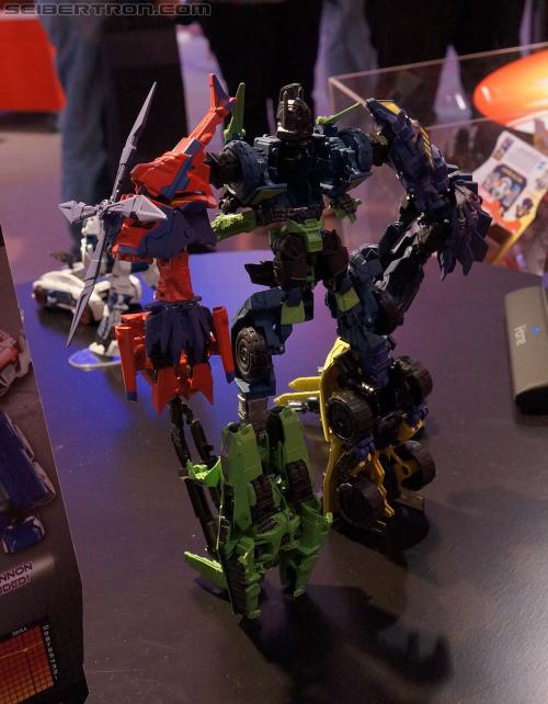 Toy Fair 2012: Transformers Fall of Cybertron - Transformers Event: DSC05535