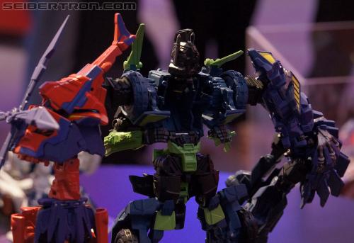 Toy Fair 2012: Transformers Fall of Cybertron - Transformers Event: DSC05537