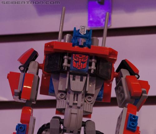 Toy Fair 2012 - Kre-O Transformers