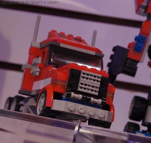 Toy Fair 2012 - Kre-O Transformers