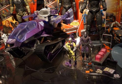 Toy Fair 2012 - SDCC Exclusive Shockwave H.I.S.S. Tank