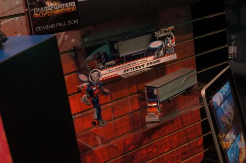 Toy Fair 2012: Movie Trilogy Series Optimus Prime with Trailer - Transformers Event: DSC05137
