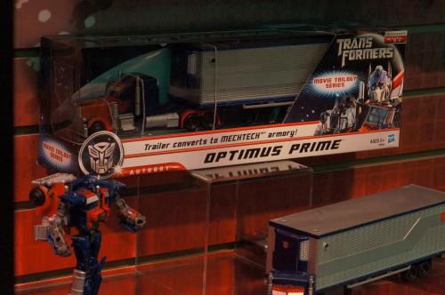 Toy Fair 2012: Movie Trilogy Series Optimus Prime with Trailer - Transformers Event: DSC05138