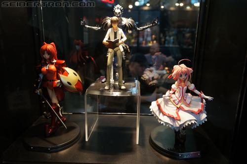 Toy Fair 2012: General Toy Fair 2012 Gallery from Javits Center - Transformers Event: DSC05601