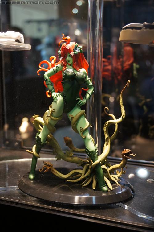 Toy Fair 2012: General Toy Fair 2012 Gallery from Javits Center - Transformers Event: DSC05648
