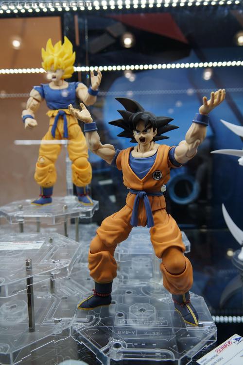 Toy Fair 2012: General Toy Fair 2012 Gallery from Javits Center - Transformers Event: DSC05797