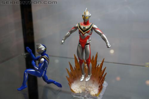 Toy Fair 2012: General Toy Fair 2012 Gallery from Javits Center - Transformers Event: DSC05807