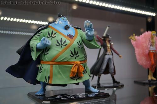 Toy Fair 2012: General Toy Fair 2012 Gallery from Javits Center - Transformers Event: DSC05825