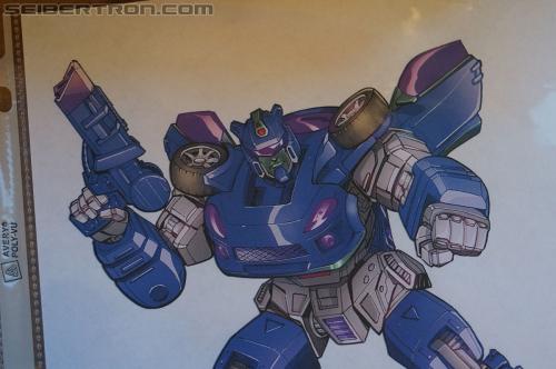 BotCon 2012: Customizing Class - Transformers Event: DSC05715