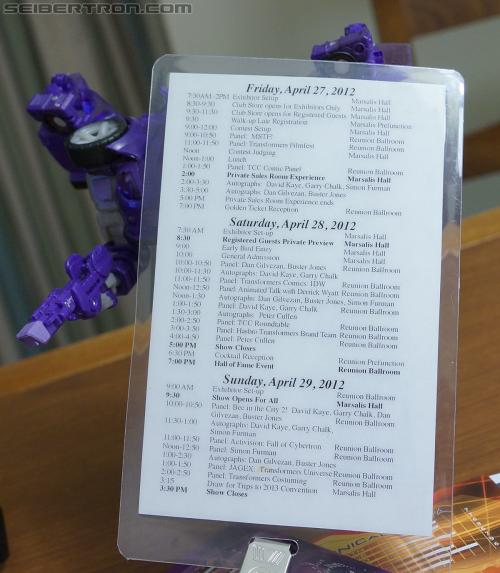 BotCon 2012: Exclusives - Transformers Event: DSC05893