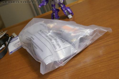 BotCon 2012: Exclusives - Transformers Event: DSC05900