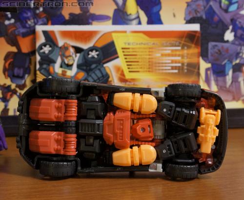 BotCon 2012: Exclusives - Transformers Event: DSC05910