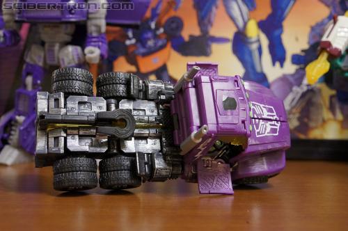 BotCon 2012: Exclusives - Transformers Event: DSC05925