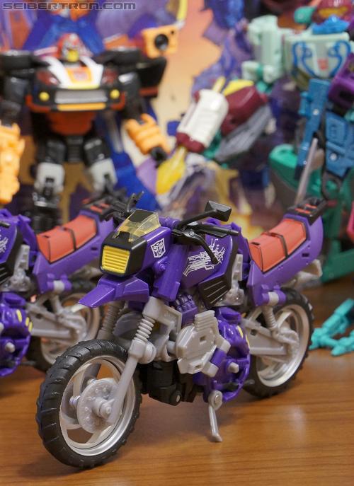BotCon 2012: Exclusives - Transformers Event: DSC05939a