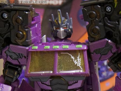 BotCon 2012: Exclusives - Transformers Event: DSC05963a