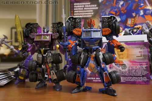 BotCon 2012: Exclusives - Transformers Event: DSC05983