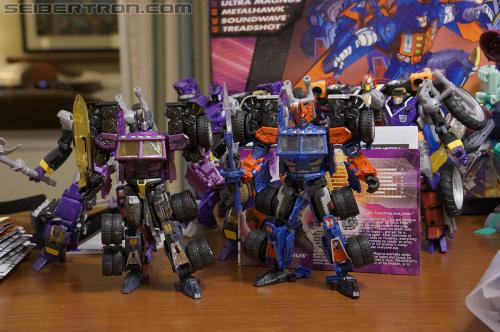 BotCon 2012: Exclusives - Transformers Event: DSC05988