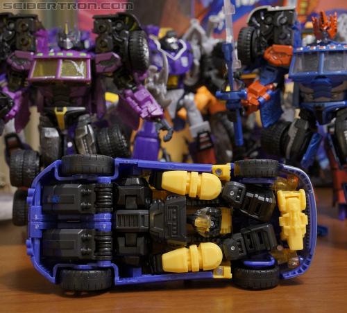 BotCon 2012: Exclusives - Transformers Event: DSC06005