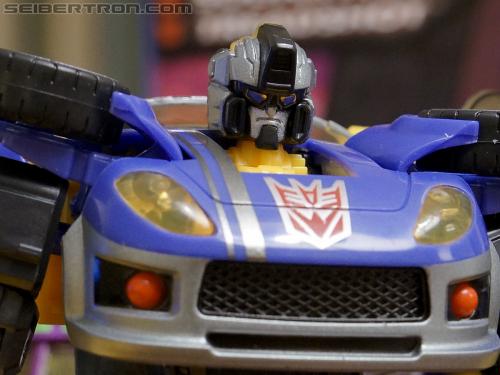 BotCon 2012: Exclusives - Transformers Event: DSC06007a