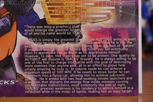 BotCon 2012: Exclusives - Transformers Event: DSC06012