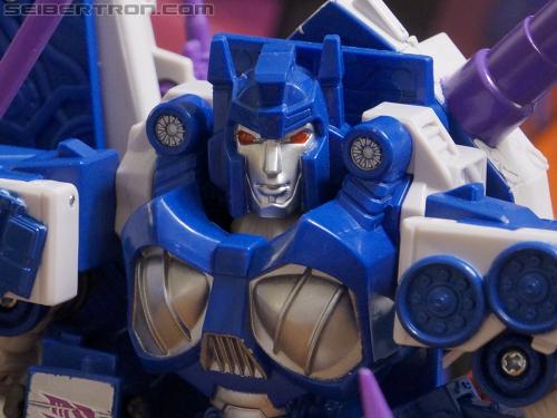 BotCon 2012: Exclusives - Transformers Event: DSC06041a