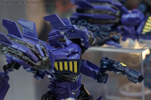 BotCon 2012: Transformers Generation "Fall of Cybertron" product display - Transformers Event: DSC06065