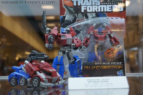 BotCon 2012: Transformers Generation "Fall of Cybertron" product display - Transformers Event: DSC06096