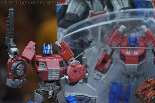 BotCon 2012: Transformers Generation "Fall of Cybertron" product display - Transformers Event: DSC06097
