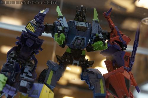 BotCon 2012: Transformers Generation "Fall of Cybertron" product display - Transformers Event: DSC06102