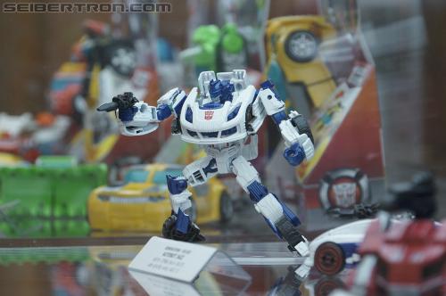 BotCon 2012: Transformers Generation "Fall of Cybertron" product display - Transformers Event: DSC06118