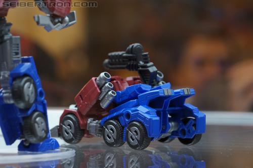 BotCon 2012: Transformers Generation "Fall of Cybertron" product display - Transformers Event: DSC06122