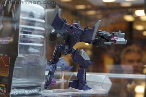 BotCon 2012: Transformers Generation "Fall of Cybertron" product display - Transformers Event: DSC06123