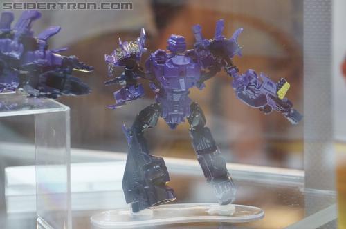 BotCon 2012: Transformers Generation "Fall of Cybertron" product display - Transformers Event: DSC06140