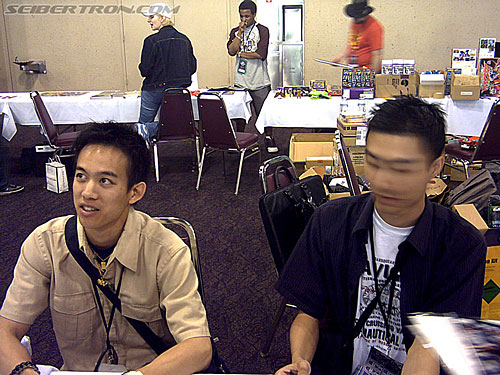 BotCon 2004: Dreamwave Crew - Transformers Event: Pat Lee and Joe Ng signing autographs