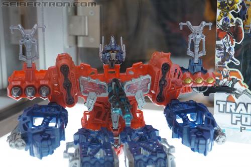 BotCon 2012: Transformers Prime Cyberverse product display - Transformers Event: DSC06214