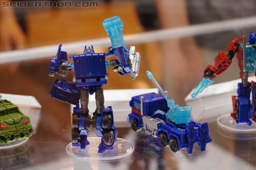BotCon 2012: Transformers Prime Cyberverse product display - Transformers Event: DSC06691
