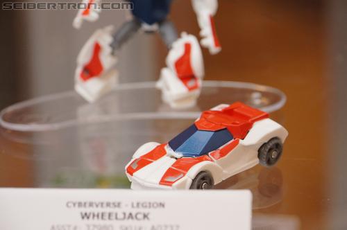 BotCon 2012: Transformers Prime Cyberverse product display - Transformers Event: DSC06712