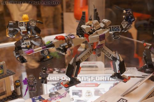 BotCon 2012: Transformers Kre-o product display - Transformers Event: DSC06358