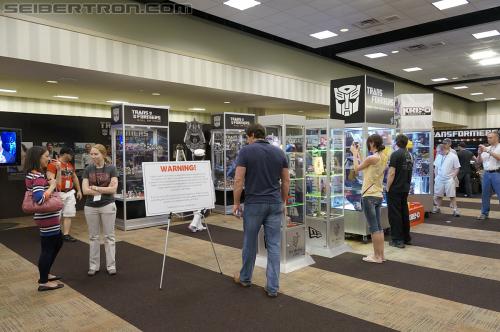 BotCon 2012: Hall of Fame display area - Transformers Event: DSC06315