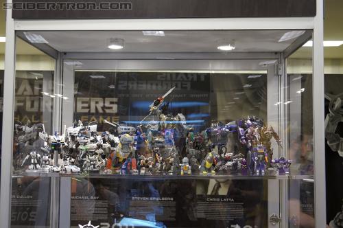 BotCon 2012: Hall of Fame display area - Transformers Event: DSC06326