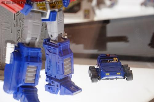 BotCon 2012: Masterpiece Optimus Prime - Transformers Event: DSC06614
