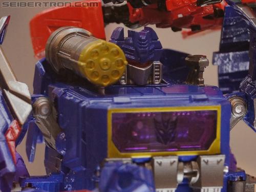 BotCon 2012 - Transformers Generation "Fall of Cybertron" product display #2