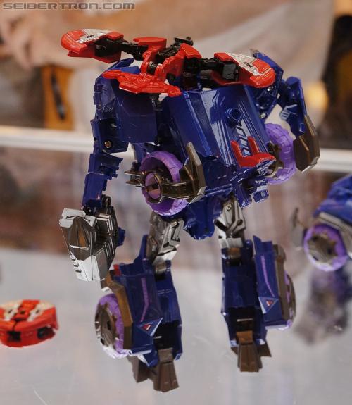 BotCon 2012: Transformers Generation "Fall of Cybertron" product display #2 - Transformers Event: DSC06687a