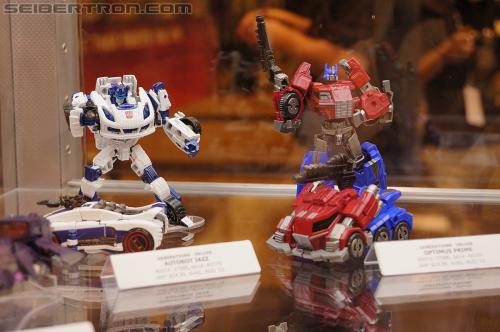 BotCon 2012: Transformers Generation "Fall of Cybertron" product display #2 - Transformers Event: DSC06988