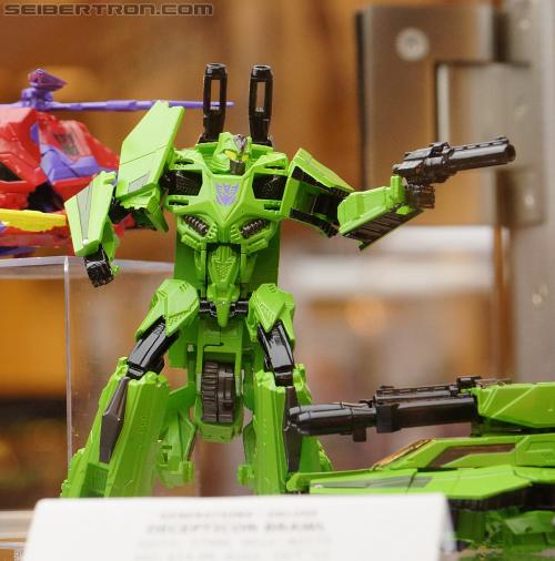 BotCon 2012: Transformers Generation "Fall of Cybertron" product display #2 - Transformers Event: DSC06997a