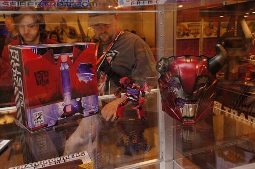 Transformers News: BotCon 2012 Coverage: SDCC Exclusive Transformers Prime Image