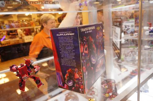 BotCon 2012: SDCC Cliffjumper "Rust In Peace" exclusive - Transformers Event: DSC06662