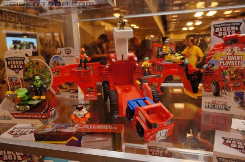 BotCon 2012: Transformers Rescue Bots - Transformers Event: DSC07133